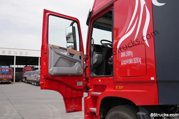 Dongfeng Commercial Vehicle Tianlong Flagship KX King Edition 530 hp 6X4(10 wheels) LNG Automatic Tractor Truck (Hydraulic Retarder) Body (1