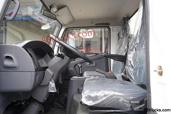 Xinchufeng H3 4.5T 4.16m Single Row Electric Van Truck 40.57kWh 4X2(6 wheels) Interior (3) | 86Trucks