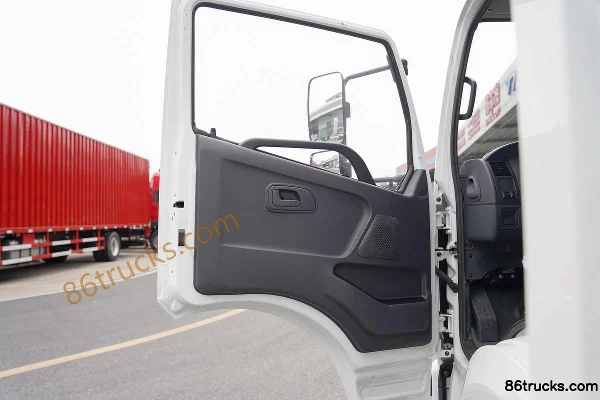 Xinchufeng H3 4.5T 4.16m Single Row Electric Van Truck 40.57kWh 4X2(6 wheels) Interior (1) | 86Trucks