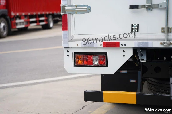 Xinchufeng H3 4.5T 4.16m Single Row Electric Van Truck 40.57kWh 4X2(6 wheels) Body (2) | 86Trucks