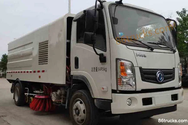 Gree Titanium Gree Titanium Dongfeng Chassis sweeper truck