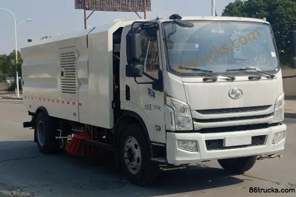 Gree Titanium Gree Titanium Yuejin Chassis sweeper truck