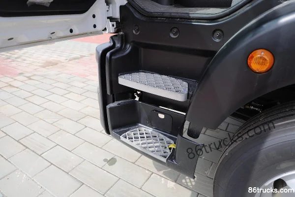 Sinotruk Sitrak SITRAK G5 camion lourd 290 ch 4X2(6 roues) camion frigorifique 9,45 m Cabine (3) | 86Trucks