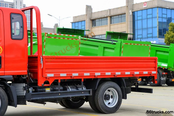 Dayun Aopuli 170 hp 4X2(6 wheels) 5.2m semi-row flatbed light truck Body (1) | 86Trucks