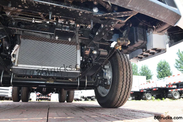 Yuejin Fuxing S80 1.6L 123hp 4X2(6 wheels) Gasoline 3.05m Double Row Flatbed Mini Truck (China VI) Chassis (3) | 86Trucks