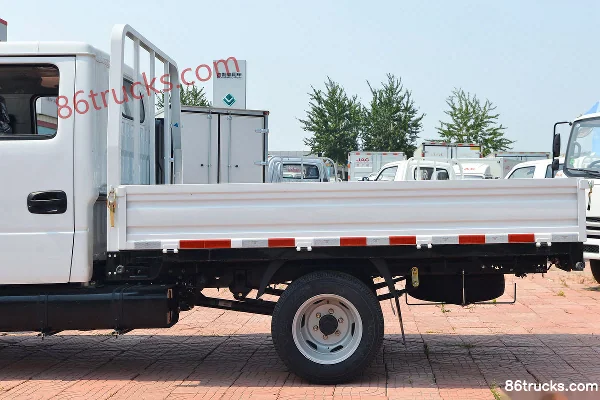 Yuejin Fuxing S80 1.6L 123hp 4X2(6 wheels) Gasoline 3.05m Double Row Flatbed Mini Truck (China VI) Body (2) | 86Trucks