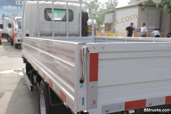 JAC Yunduoduo N1 1.6L 122 hp 4X2(6 wheels) 3.33m Single Row Flatbed Light Truck Body (2) | 86Trucks