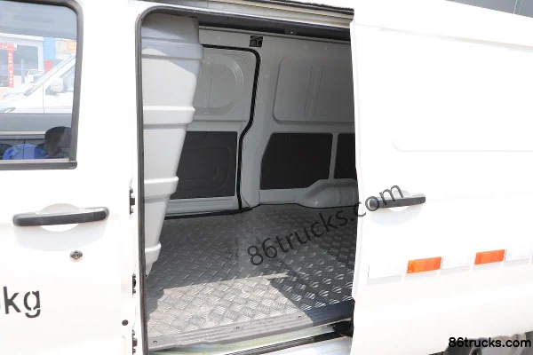 Chenggong Camel Basic Edition 4.4m Electric Panel Van (CATL) 41.86kWh Cargo Box (1) | 86Trucks