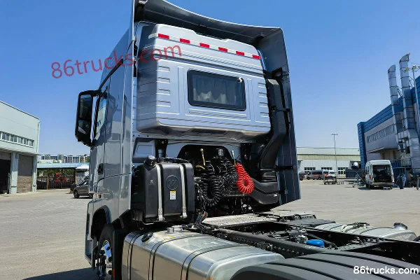 Foton AumanEST Version Star 580 ch 6X4(10 roues) tracteur routier AMT automatique Châssis (2) | 86Trucks