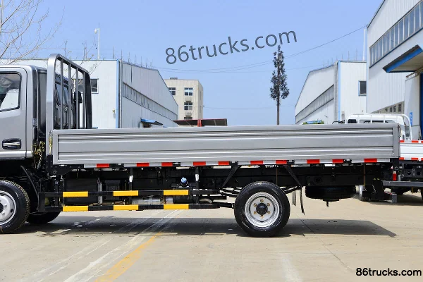 Dongfeng Fuxiaorui M5 116 ch 4X2(6 roues) 4,1 m micro camion plateau à ridelles monoplace (China VI) Carrosserie (2) | 86Trucks
