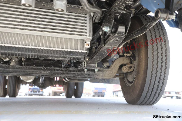 JAC Junling V5 137 ch 4X2(6 roues) camion léger plateau de 4,22 m, cabine simple (China VI) Châssis (3) | 86Trucks