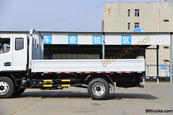 Dongfeng FuruiKa F6 Logistics Heavy-Duty 143hp 4X2(6 wheels) 3.8m Row Half Flatbed Light Truck (Xichai) Body (2) | 86Trucks