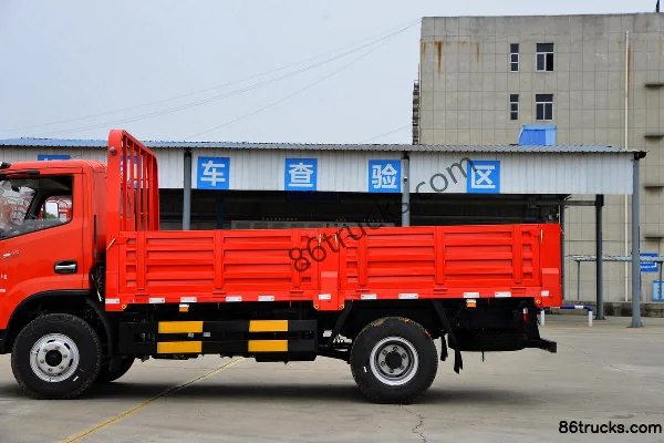 Dongfeng FuruiKa F6 170hp 4X2(6 wheels) 4.2m Single-row Flatbed Light Truck (Wide Body) (China VI) (2) | 86Trucks