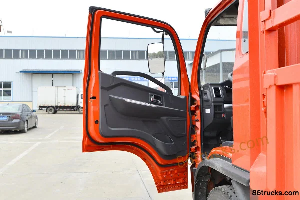 Dongfeng F8 129hp 4X2(6 wheels) 5.15m CNG half-cab stake cargo truck (1) | 86Trucks