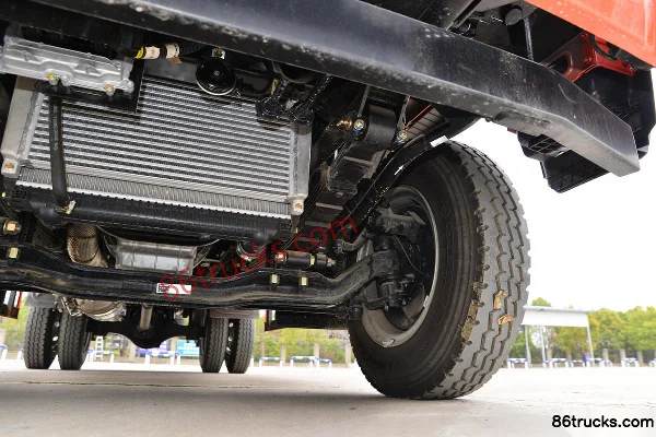 Dongfeng F8 129hp 4X2(6 wheels) 5.15m CNG half-cab stake cargo truck Chassis (3) | 86Trucks