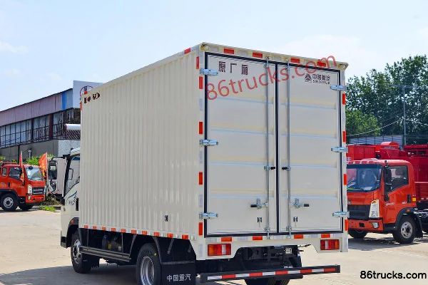 Sinotruk HOWO Hanjun 150hp 4X2(6 wheels) 4.15m single-row van light truck Body (3) | 86Trucks