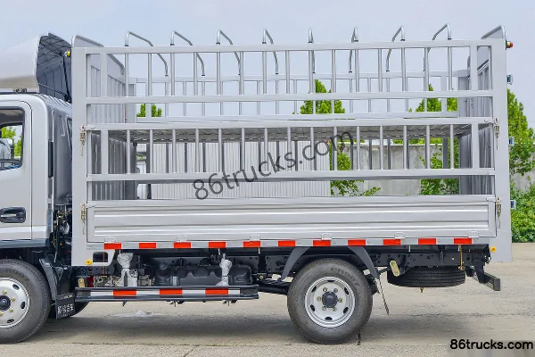 Ouling S1 Series 115hp 4X2(6 wheels) 3.7m Single Row Stake Truck Body (2) | 86Trucks