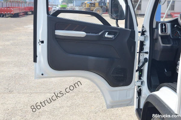 Foton Aoling M Card 142hp 4X2(6 wheels) 3.15m Double Row Wing Opening Van Mini Truck Cab (2) | 86Trucks