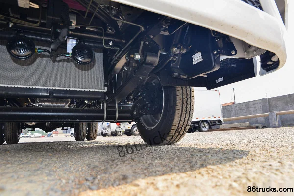 Foton Aoling M Card 142hp 4X2(6 wheels) 3.15m Double Row Wing Opening Van Mini Truck Chassis (3) | 86Trucks