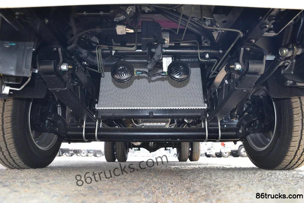 Foton Aoling M Card 142hp 4X2(6 wheels) 3.15m Double Row Wing Opening Van Mini Truck Chassis (1) | 86Trucks