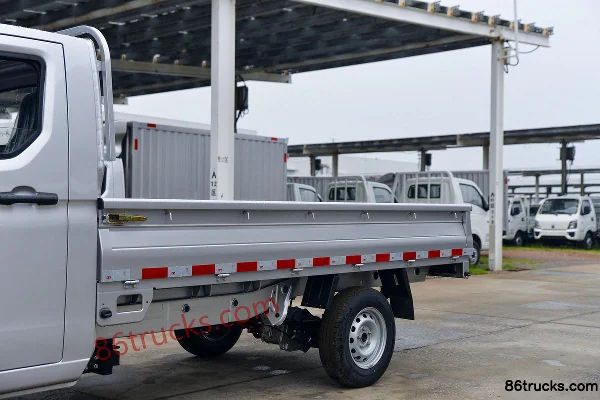 FARIZON Xingxiang F1E 2023 3,0T camion léger à ridelles cabine simple 3,2 m électrique pur 41,86 kWh 4X2(6 roues) Carrosserie (1) | 86Trucks