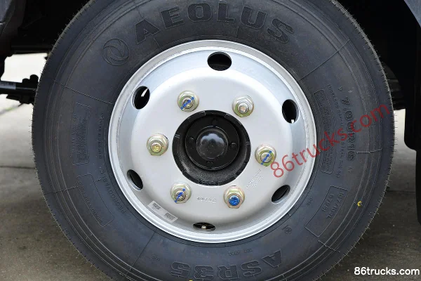 Dongfeng Duolika D6-L Super Power Standard Edition 140hp 4X2(6 wheels) 4.2m Single Row Flatbed Light Truck (Fast Gear 8-speed) Chassis (3)