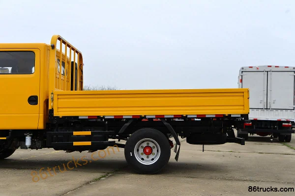 Dongfeng Duolika D6-S 2018 Model 140 hp 4X2(6 wheels) 3.25m double-row cab flatbed truck (China VI) Body (2) | 86Trucks