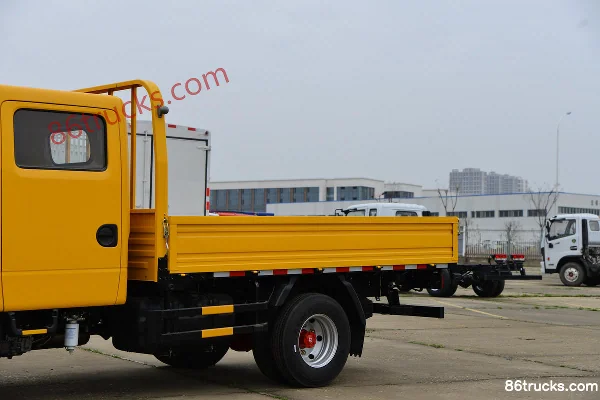 Dongfeng Duolika D6-S 2018 Model 140 hp 4X2(6 wheels) 3.25m double-row cab flatbed truck (China VI) Body (1) | 86Trucks