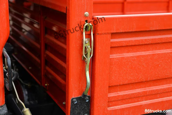 Dongfeng Duolika D6-L version Ruineng 152 ch 4X2(6 roues) camion porteur à ridelles 4,17 m cabine simple (China VI) Carrosserie (2) | 86Truc