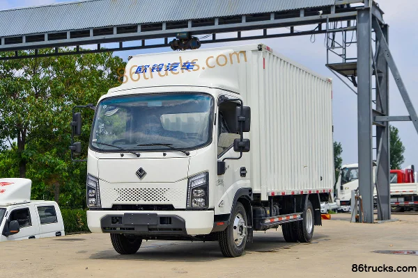 Ouling Jiyun Supreme Edition 150hp 4X2(6 wheels) 4.15m Single Row Van Light Truck (China VI) Exterior (3) | 86Trucks