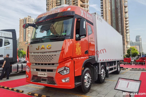 JAC Gallop Xingyao X7 460 ch 6X2(8 roues) 7,8 m AMT automatique camion frigorifique (China VI) Extérieur (3) | 86Trucks
