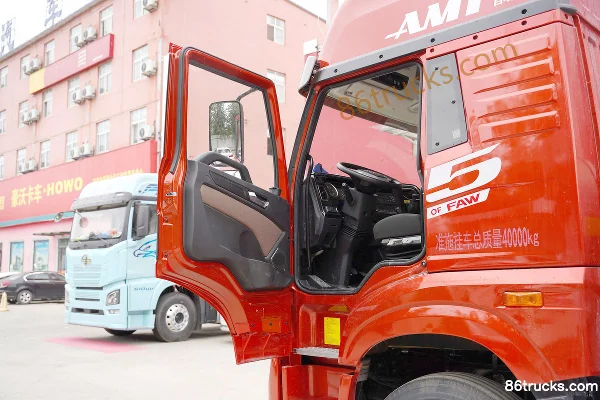 FAW Jiefang Qingdao JH5 camion lourd 460 ch 6X4(10 roues) LNG tracteur routier automatique Cabine (3) | 86Trucks