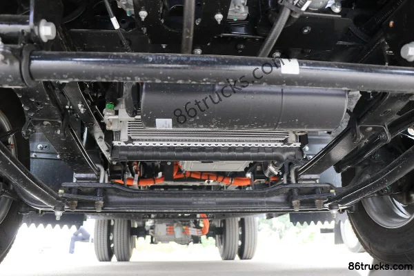 XCMG Hanchi Juneng Star 4.5T 4.17m Light Truck 89.12kWh 4X2(6 wheels) Chassis (1) | 86Trucks