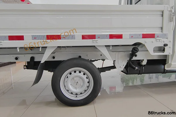 Jinbei Jinka S2 Comfort 1.6L 123 hp 4X2(6 wheels) Gasoline 2.51m double-row flatbed micro truck Chassis (3) | 86Trucks