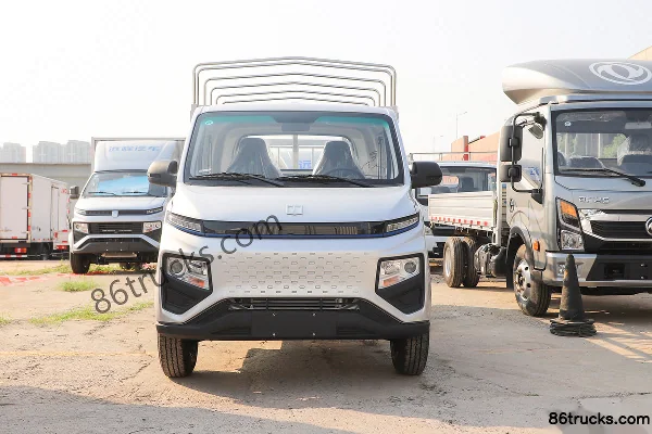 FARIZON Xingxiang F1E 2023 3.0T 3.2m Single Row Pure Electric Stake Mini Truck 41.86kWh 4X2(6 wheels) Exterior (2) | 86Trucks