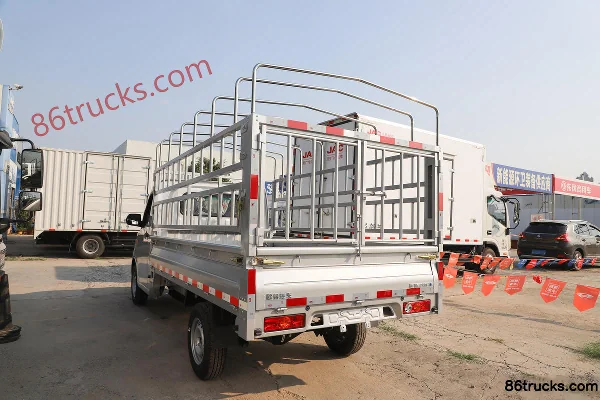 FARIZON Xingxiang F1E 2023 3.0T 3.2m Single Row Pure Electric Stake Mini Truck 41.86kWh 4X2(6 wheels) Body (2) | 86Trucks