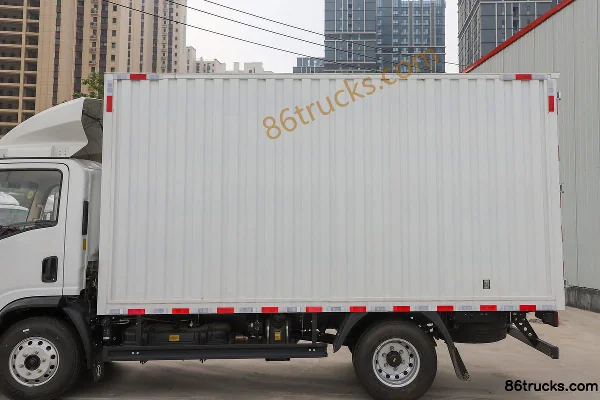 SHACMAN Light Truck Delong K3000 150hp 4X2(6 wheels) 4.17m Container Detachable Light Truck (Xinchangji Brand) Body (1) | 86Trucks