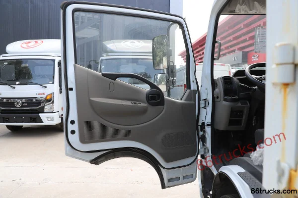 Dongfeng Captain K6-S Zhiyue Edition 120 hp 4X2(6 wheels) 4.23m single-row cage light truck Cab (1) | 86Trucks