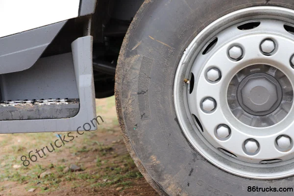 Volvo New FH Heavy Truck High Efficiency Edition 460 hp 6X4(10 wheels) automatic tractor truck (China VI) Chassis (3) | 86Trucks