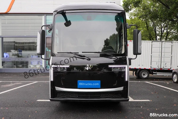 Qianchen Auto iC1 4.5T 4.115m single-row battery-swap pure electric van light truck 4X2(6 wheels) Exterior (2) | 86Trucks