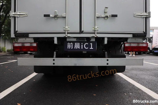 Qianchen Auto iC1 4.5T 4.115m single-row battery-swap pure electric van light truck 4X2(6 wheels) Body (3) | 86Trucks