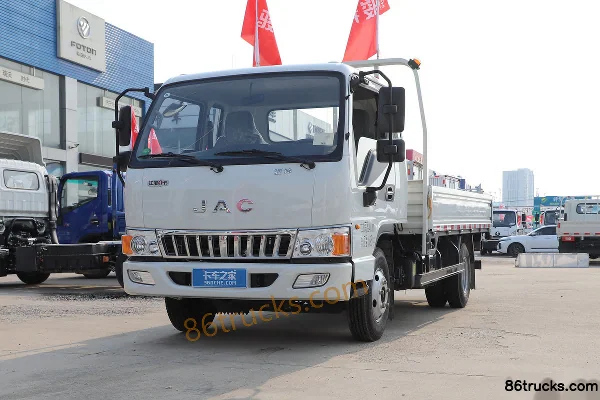 JAC Junling E5 1.8L 130 hp 4X2(6 wheels) Gasoline 3.37m semi-sleeper cab flatbed truck (China VI) Exterior (3) | 86Trucks