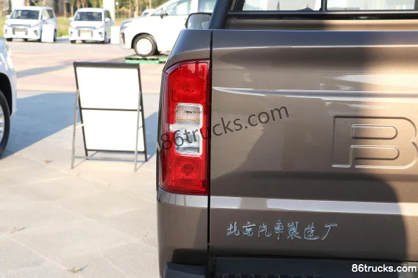 BAW Kalu Li Energy Edition 2.0T Gasoline 144hp Manual 2WD Long Wheelbase Double Cab Pickup Truck (Payload 795KG) Official Photos (3) | 86Tru