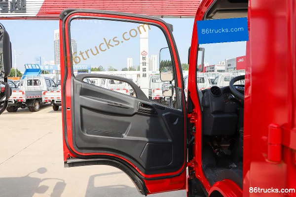 FAW Jiefang Hu VN 120hp 4X2(6 wheels) 4.16m single-row stake truck (China VI) Cab (1) | 86Trucks