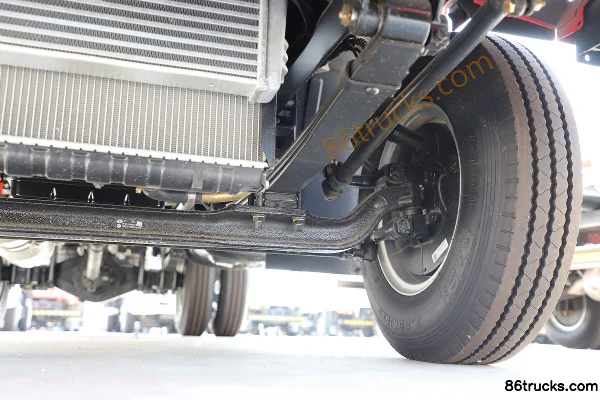 FAW Jiefang Hu VN 120hp 4X2(6 wheels) 4.16m single-row stake truck (China VI) Chassis (3) | 86Trucks