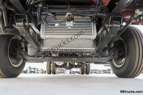 FAW Jiefang Hu VN 120hp 4X2(6 wheels) 4.16m single-row stake truck (China VI) Chassis (1) | 86Trucks