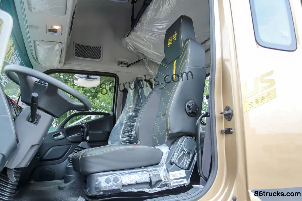 Foton Aoling Big Hornet MINI Edition 170hp 4X2(6 wheels) 5.15m Single-row Flatbed Cargo Truck Cab (3) | 86Trucks