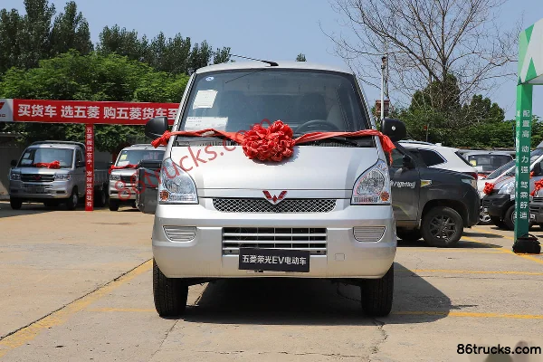 Wuling Rongguang EV Basic Type 2.4T 2-Seat 4.49m Pure Electric Enclosed Van Exterior (2) | 86Trucks