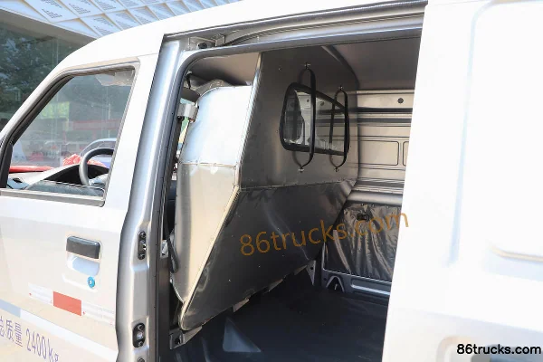Wuling Rongguang EV Basic Type 2.4T 2-Seat 4.49m Pure Electric Enclosed Van Cargo Box (2) | 86Trucks