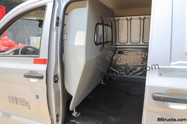 Wuling Hongguang V 2022 Jinqu Edition 99 hp 1.5L Gasoline 2-Seat Panel Van (China VI) Cargo Box (1) | 86Trucks